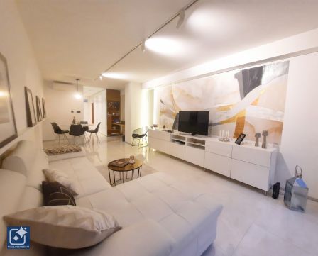 Eladó Lakás 1053 Budapest 5. kerület 