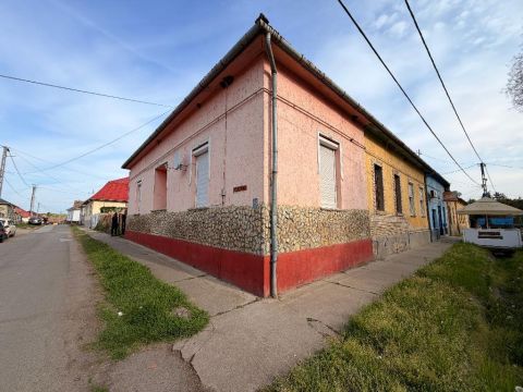 Eladó Lakás 4447 Tiszalök , 4450 Tiszalök, Belváros