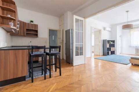 Eladó Lakás 1027 Budapest 2. kerület 