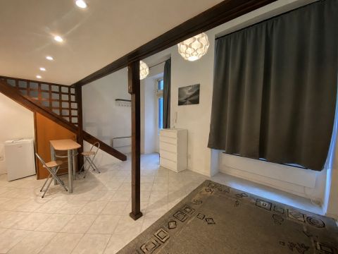 Eladó Lakás 1056 Budapest 5. kerület 