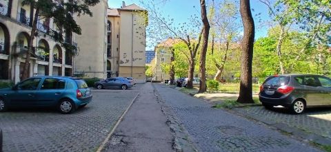 Eladó Lakás 1101 Budapest 10. kerület , 1101 Budapest 10, Gyárdűlő