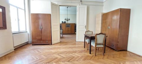 Eladó Lakás 1023 Budapest 2. kerület GÜL BABA TÜRBÉNÉL 2 és fél szobás, erkélyes lakás eladó