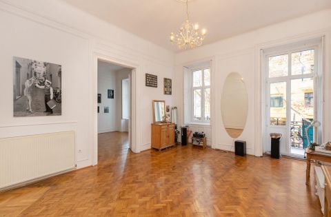 Eladó Lakás 1061 Budapest 6. kerület 