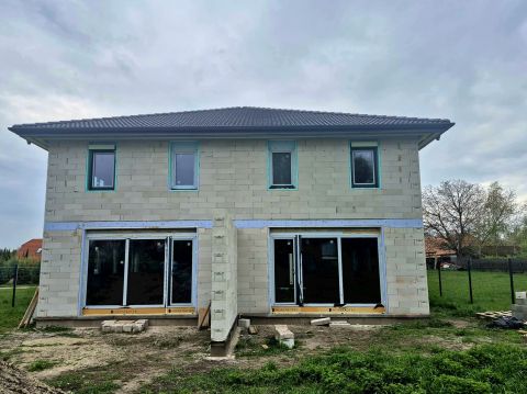 Eladó Ház 2483 Gárdony 