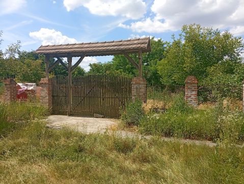 Eladó Telek 7843 Szaporca , Szaporcán vízparthoz közeli telek