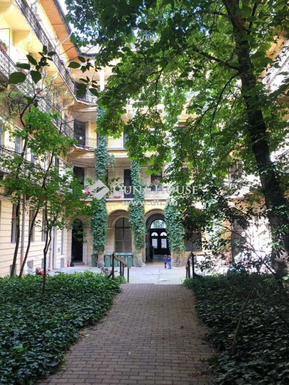 1091 Budapest 9. kerület — 1/10
