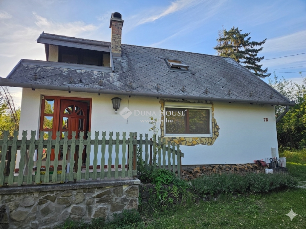 Eladó Ház 2017 Pócsmegyer, 