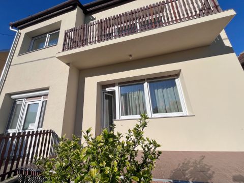 Kiadó Ház 9707 Szombathely , Szombathely herényi városrészén családi ház kiadó