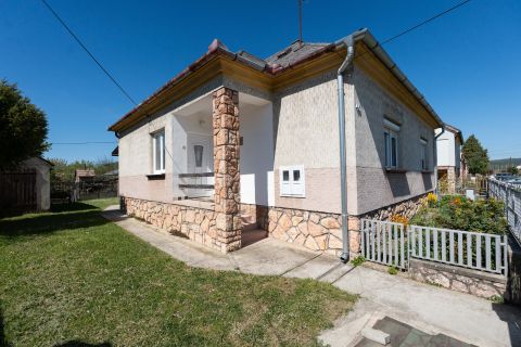 Eladó Ház 2831 Tarján 