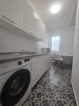 Eladó Lakás 5000 Szolnok 