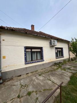 Eladó Ház 8518 Kemenesszentpéter , Rákóczi út közelében