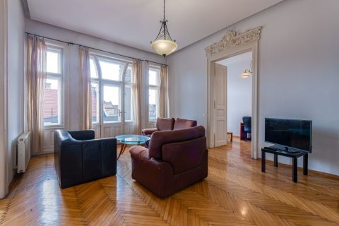 Eladó Lakás 1078 Budapest 7. kerület Városlgethez közel, több lakássá alakítható lngatlan