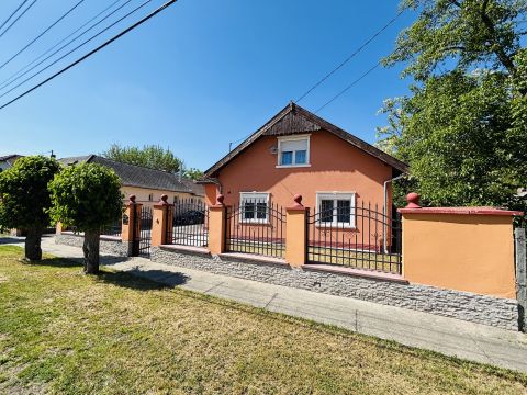 Eladó Ház 5055 Jászladány , Jászladány