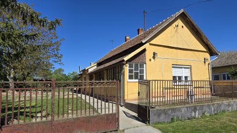 Eladó Ház 5241 Abádszalók 