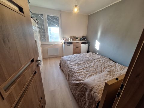 Eladó Lakás 6000 Kecskemét Teljesen felújított lakás a kórház közelében
