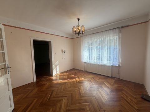 Eladó Ház 9127 Csikvánd , Kossuth utca közelében