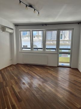 Eladó Lakás 1066 Budapest 6. kerület 