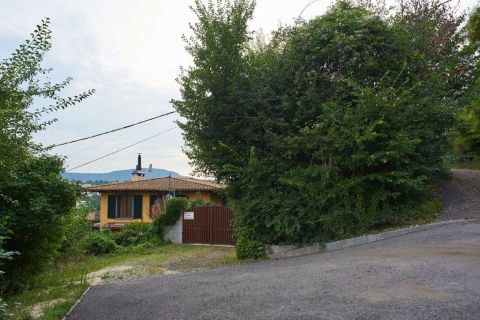 Kiadó Ház 1031 Budapest 3. kerület , Péterhegyen panorámás erdő mellett