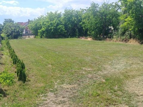 Eladó Telek 9353 Szárföld , Honvéd utca közelében