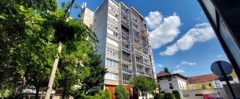 Kiadó Lakás 2890 Tata 