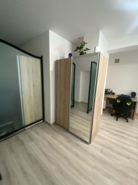 Kiadó Lakás 7635 Pécs 