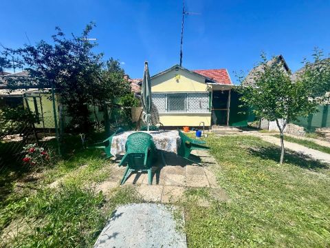 Eladó Ház 5130 Jászapáti , 5130 Jászapáti, frekventált