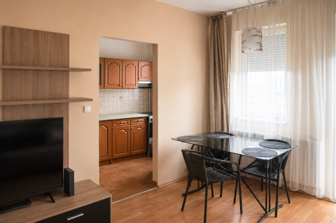 Eladó Lakás 8200 Veszprém , Bakonyalja