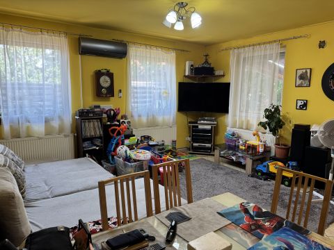 Eladó Ház 2360 Gyál 4 szobás ikerház