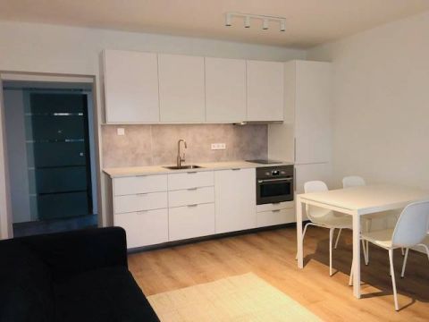 Kiadó Lakás 7625 Pécs 