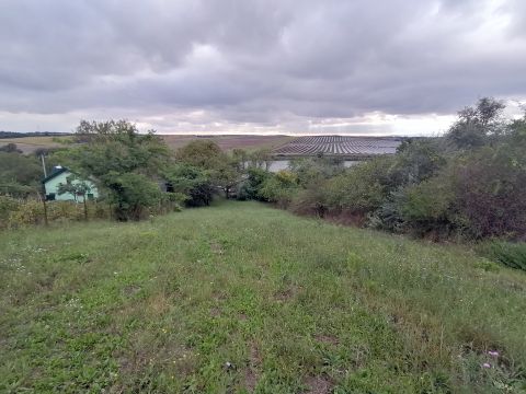 Eladó Telek 2060 Bicske 