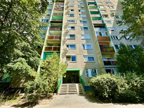 Eladó Lakás 2120 Dunakeszi 