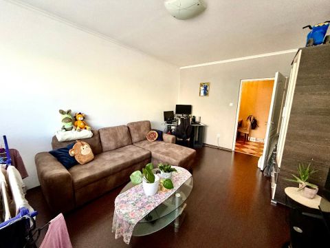 Eladó Lakás 9011 Győr , 9023 Győr, Adyváros