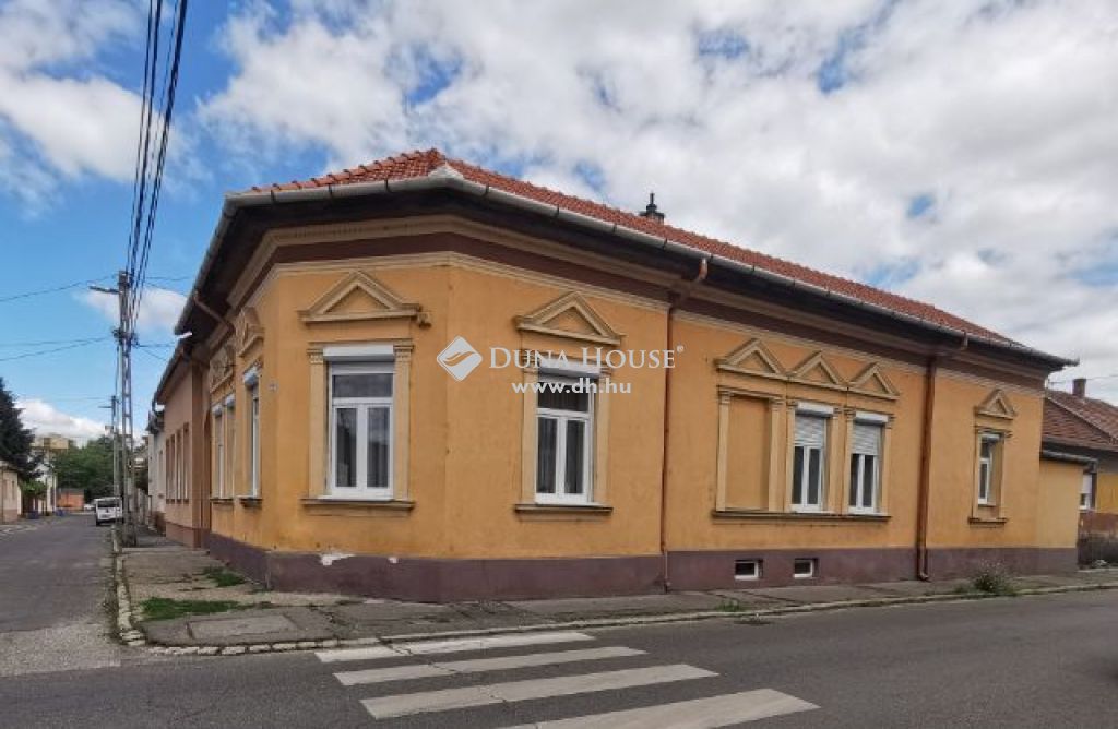 3530 Miskolc — 1/32