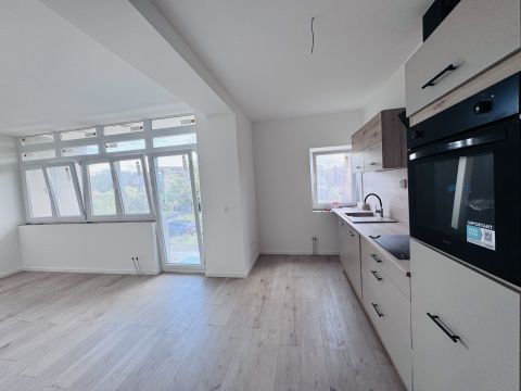 Eladó Lakás 7636 Pécs 