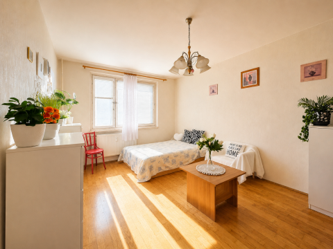 Eladó Lakás 1158 Budapest 15. kerület , XV. Újpalota 2 szoba, 53nm., I.em., panelpogramos lakás 