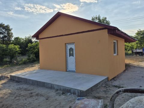 Eladó Ház 2764 Tápióbicske , Tápióbicske csendes környezetben felújított ház eladó 