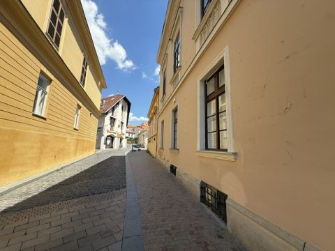 Eladó Lakás 7621 Pécs 