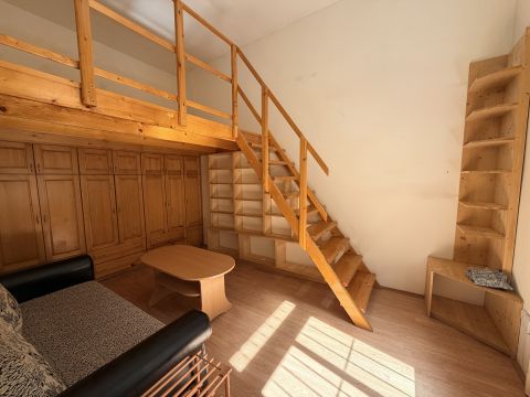 Eladó Lakás 1071 Budapest 7. kerület , Költözhető garzon a Városligettől 50 MÉTERRE