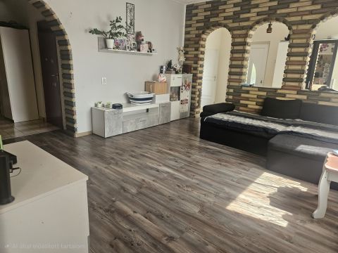 Eladó Ház 7081 Simontornya Főúthoz közel
