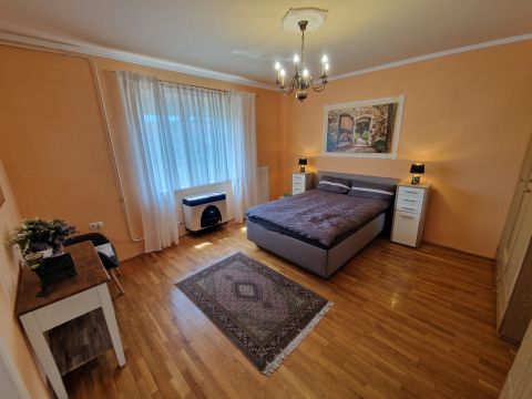Eladó Ház 6446 Rém Nyugodt helyen