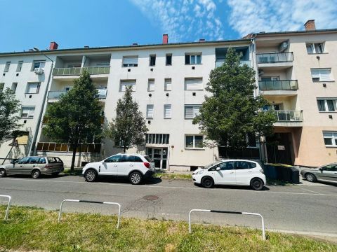 Eladó Lakás 4246 Nyíregyháza , 4400 Nyíregyháza, Belváros