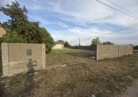 Eladó Telek 4181 Nádudvar , Város széli sarki telek
