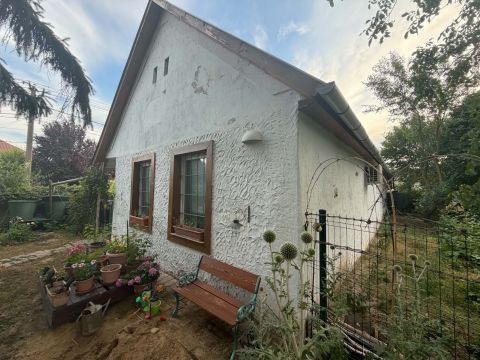 Eladó Ház 7133 Fadd 