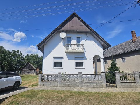 Eladó Ház 7968 Felsőszentmárton 