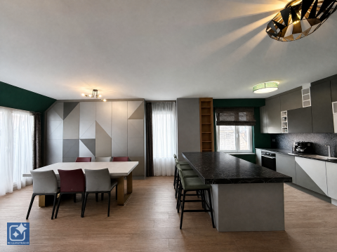 Eladó Lakás 1072 Budapest 7. kerület , Grand'Or Residenceben,penthouse,4 háló,2 terasz,3 autóbeálló