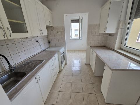 Eladó Lakás 8500 Pápa Pápa szívében 86 nm-es lakás
