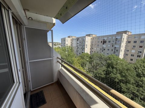 Eladó Lakás 1118 Budapest 11. kerület , Hegyekre néző, világos otthon Gazdagréten a Tűzkő utcában