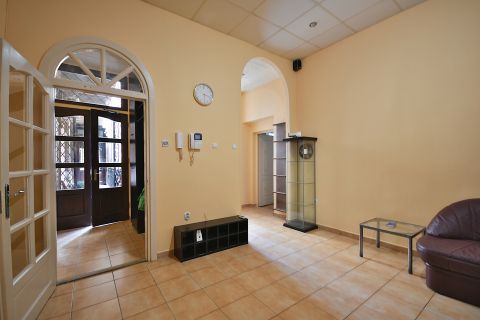 Eladó Lakás 1085 Budapest 8. kerület 