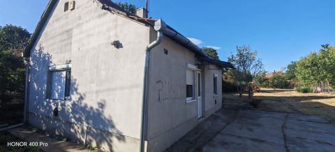 Eladó Ház 2451 Ercsi , Kispusztai út környéke
