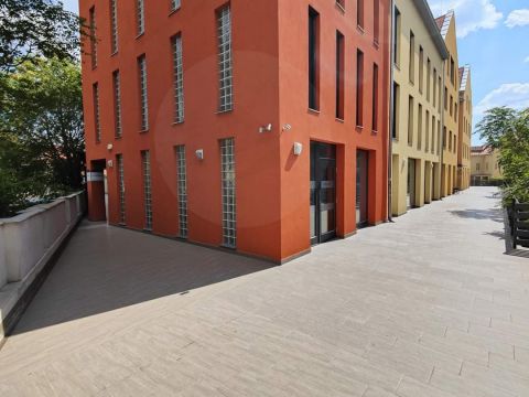 Kiadó Lakás 7621 Pécs 